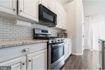 9175 Carriage House Lane, Columbia, MD 21045 - Photo 10