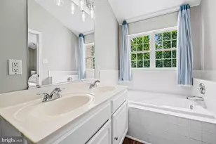 5730 Goldfinch Ct, Ellicott City, MD 21043 - Photo 22