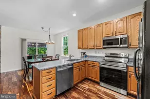 5730 Goldfinch Ct, Ellicott City, MD 21043 - Photo 6