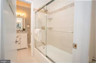 5860 Thunder Hill Rd, Columbia, MD 21045 - Photo 12