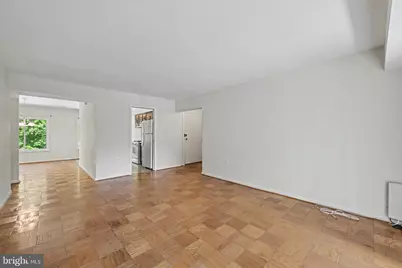 5240 W Running Brook Road W #302, Columbia, MD 21044 - Photo 4