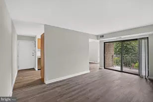 5901 Tamar Dr, Columbia, MD 21045 - Photo 8