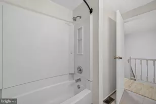 8310 Mary Lee Ln, Laurel, MD 20723 - Photo 20