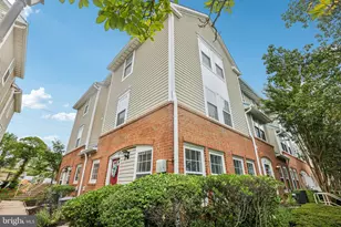 6233 Sandpiper Ct, Elkridge, MD 21075 - Photo 4