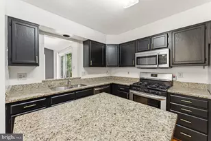 6437 Julie Ann Dr, Hanover, MD 21076 - Photo 16