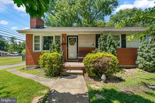 9264 Marydell Rd, Ellicott City, MD 21042 - Photo 2