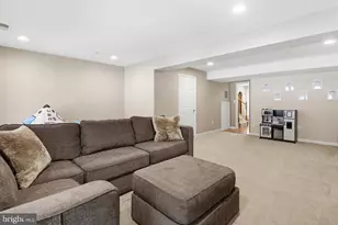 7061 Holly Springs Ln, Elkridge, MD 21075 - Photo 26