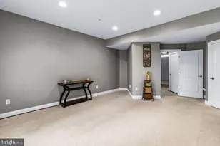 9701 Mossy Bark Ln, Laurel, MD 20723 - Photo 10