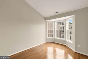 5748 Goldfinch Ct, Ellicott City, MD 21043 - Photo 54