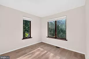 9468 Clocktower Ln, Columbia, MD 21046 - Photo 12