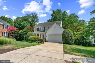 6074 Avalon Dr SE, Elkridge, MD 21075 - Photo 2