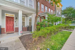 5715 Rosanna Pl, Ellicott City, MD 21043 - Photo 4