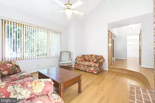 6181 Wooded Run Dr, Columbia, MD 21044 - Photo 10