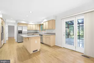 6181 Wooded Run Dr, Columbia, MD 21044 - Photo 16
