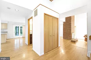 6181 Wooded Run Dr, Columbia, MD 21044 - Photo 8