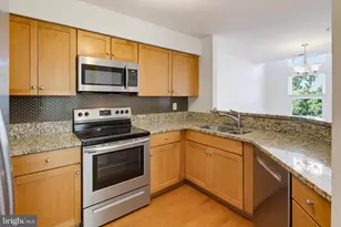 7603 Stony Creek Ln, Ellicott City, MD 21043 - Photo 18