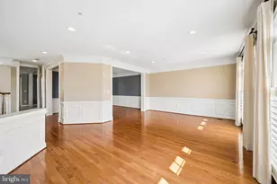 8741 Lake Edge Dr, Laurel, MD 20723 - Photo 10