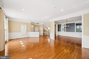 8741 Lake Edge Dr, Laurel, MD 20723 - Photo 12