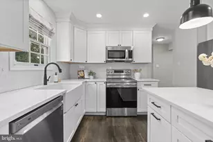 8308 Spring Breeze Ct, Ellicott City, MD 21043 - Photo 12
