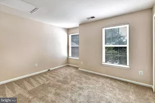 5844 Wyndham Cir, Columbia, MD 21044 - Photo 16