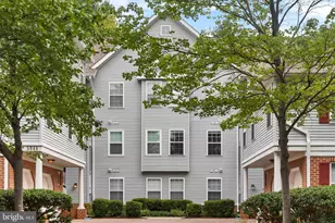 5844 Wyndham Cir, Columbia, MD 21044 - Photo 1