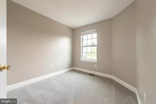 6209 Deep River Canyon, Columbia, MD 21045 - Photo 14