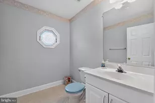 2903 Chestnut Hill Dr, Ellicott City, MD 21043 - Photo 14