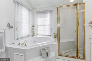 2903 Chestnut Hill Dr, Ellicott City, MD 21043 - Photo 26