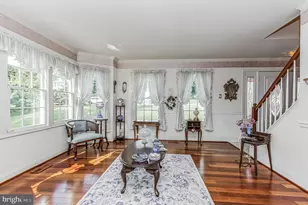 2903 Chestnut Hill Dr, Ellicott City, MD 21043 - Photo 10