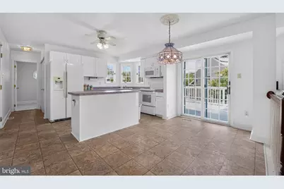 2903 Chestnut Hill Drive, Ellicott City, MD 21043 - Photo 2