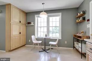 10037 Century Dr, Ellicott City, MD 21042 - Photo 14