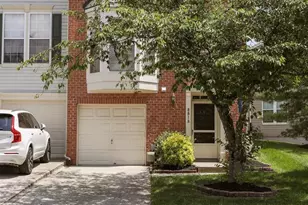 8818 Papillon Dr, Ellicott City, MD 21043 - Photo 4