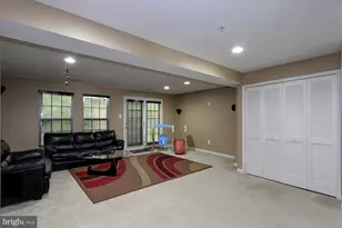 7055 Oak Grove Way, Elkridge, MD 21075 - Photo 6