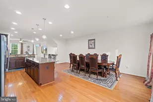 8056 Locust Mill St, Ellicott City, MD 21043 - Photo 6