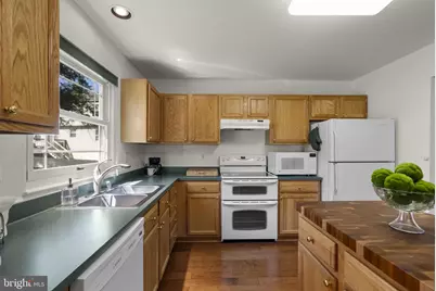 9543 Ridgeview Drive, Columbia, MD 21046 - Photo 16