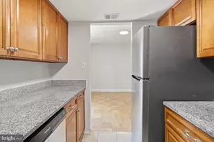 10650 Green Mountain Cir, Columbia, MD 21044 - Photo 18