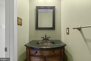 4706 Bates Dr, Ellicott City, MD 21043 - Photo 20