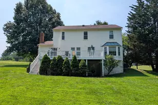 9191 Victoria Dr, Ellicott City, MD 21042 - Photo 4