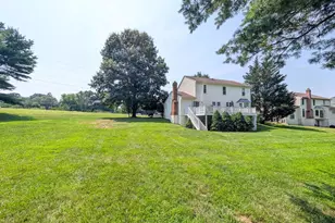 9191 Victoria Dr, Ellicott City, MD 21042 - Photo 10