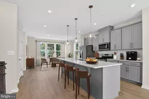 4104 Viewpath Rd, Ellicott City, MD 21043 - Photo 2