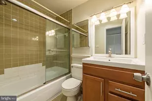 8723 Hayshed Ln, Columbia, MD 21045 - Photo 14