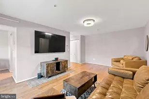 8555 Falls Run Rd, Ellicott City, MD 21043 - Photo 10