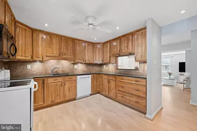 6600 Waning Moon Way, Columbia, MD 21045 - Photo 26