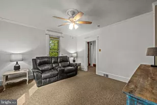 10695 Harding Rd, Laurel, MD 20723 - Photo 22