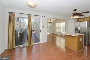 8731 Castlerock Ct, Laurel, MD 20723 - Photo 10