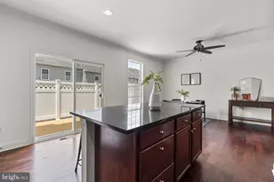 8857 Purple Iris Ln, Elkridge, MD 21075 - Photo 14