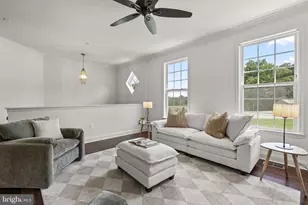 8857 Purple Iris Ln, Elkridge, MD 21075 - Photo 4