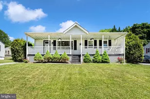 8409 Woodward St, Savage, MD 20763 - Photo 2