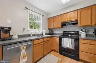 6986 Ducketts Ln, Elkridge, MD 21075 - Photo 14