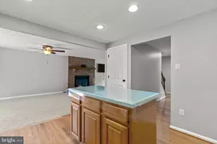 8428 Braddock Way, Columbia, MD 21046 - Photo 14